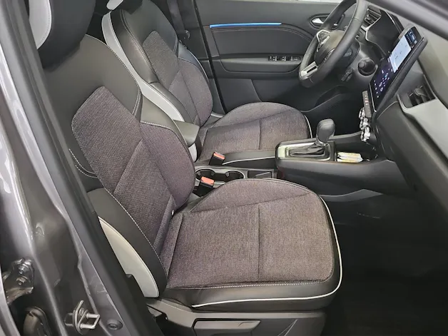 Renault Captur 1.6 E-Tech techno