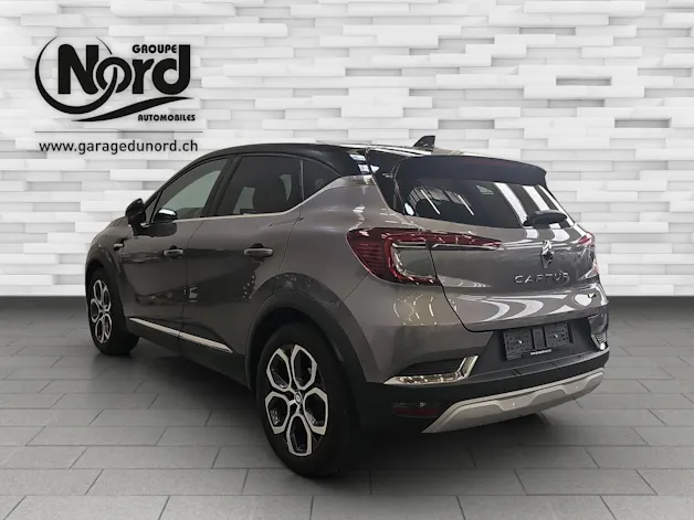 Renault Captur 1.6 E-Tech techno