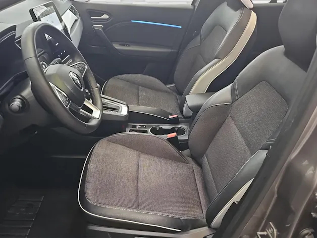 Renault Captur 1.6 E-Tech techno
