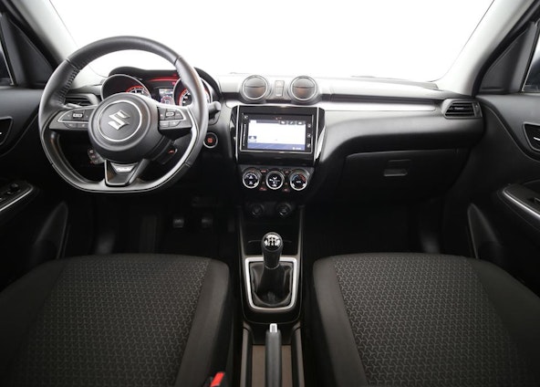 Vehicle image 4 Vehicle image 4