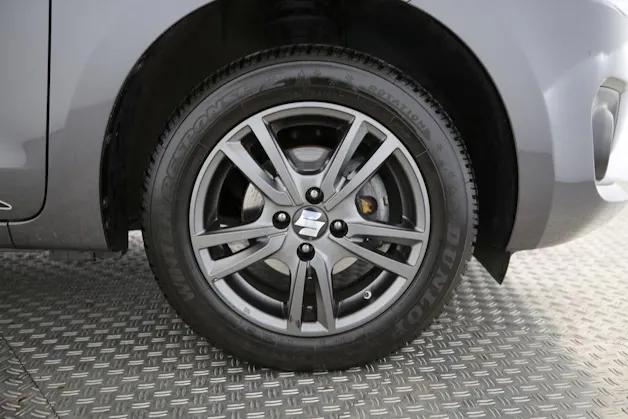 Suzuki Swift 1.2 Piz Sulai Top Hybrid 4x4