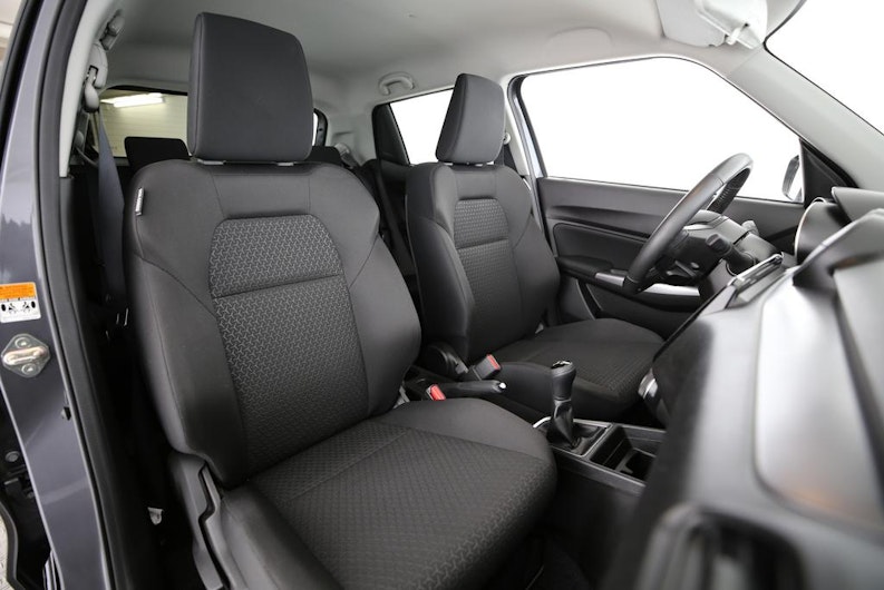 Vehicle image SUZUKI SWIFT