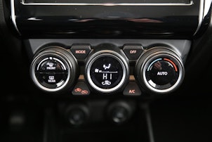 Vehicle image SUZUKI Swift 1.2 Piz Sulai Top Hybrid 4x4