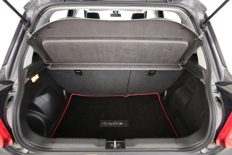 Vehicle image SUZUKI SWIFT