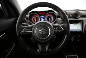 Vehicle image SUZUKI Swift 1.2 Piz Sulai Top Hybrid 4x4