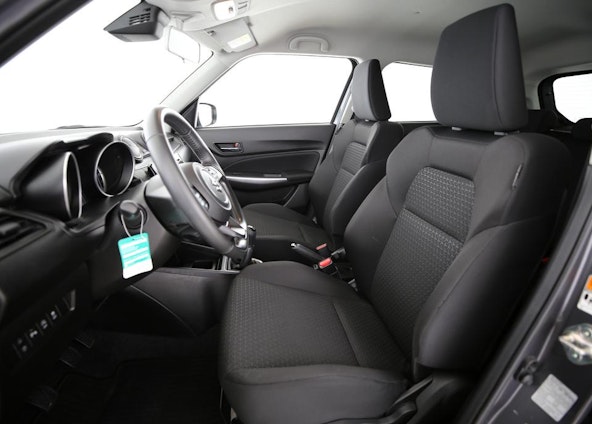 Vehicle image 3 Vehicle image 3