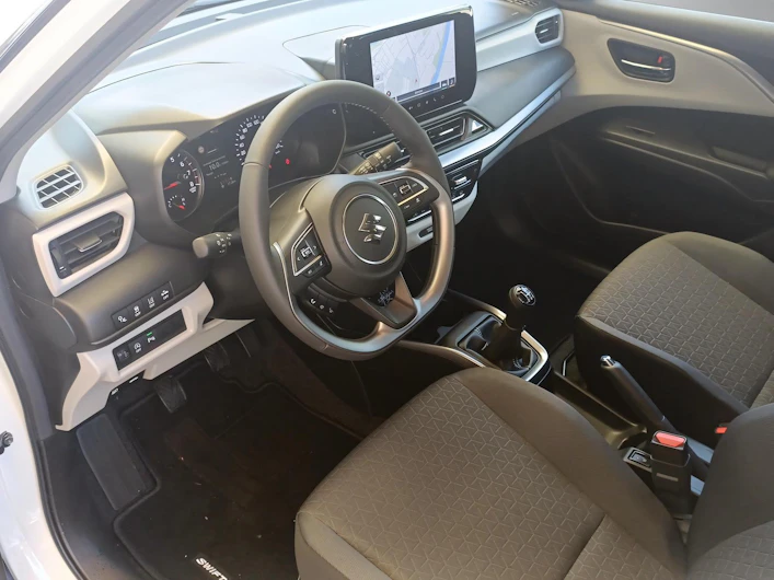 image du véhicule SUZUKI SWIFT