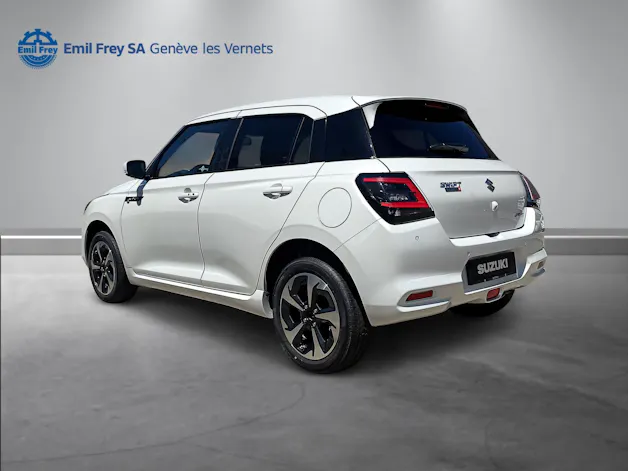 Suzuki Swift 1.2 Sakura Top Hybrid 4x4