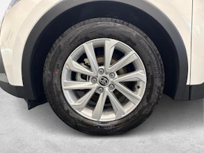 https://vehicle.imgix.net/4187541/1b01ed32-1b9d-444a-8042-15b031c937cb.jpg