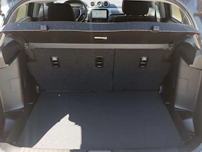 https://vehicle.imgix.net/4187545/13a3f336-d728-4f4c-be66-7181e8f0d1f1.jpg