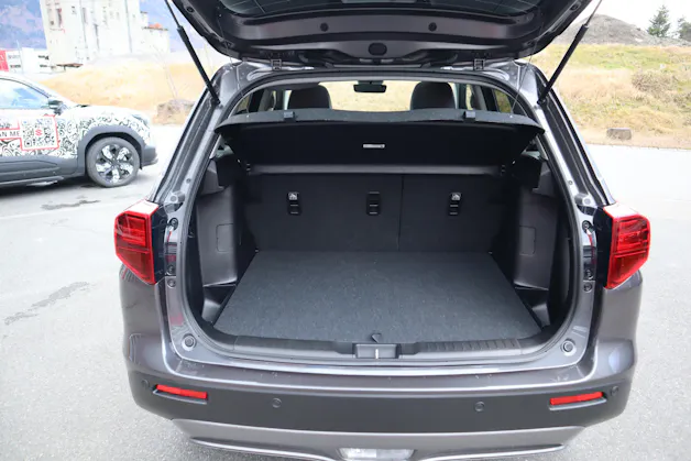 Suzuki Vitara 1.4 T Sakura Top Hybrid 4x4