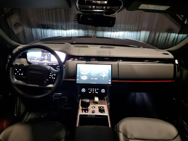 Land Rover Range Rover 4.4 V8 SV