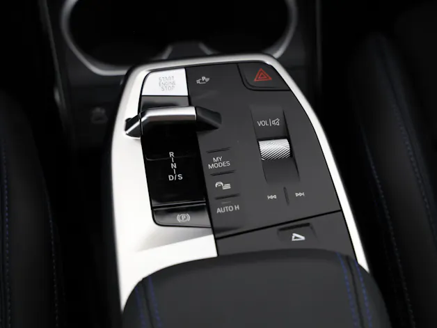 BMW X1 23d xDrive paddles