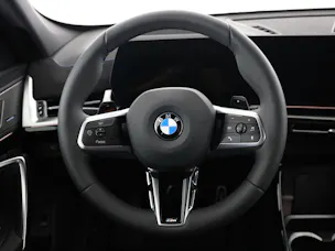 BMW X1 23d xDrive paddles