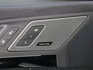 BMW X1 23d xDrive paddles