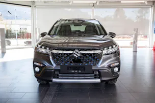 Suzuki S-Cross 1.4 T Sakura Top Hybrid 4x4