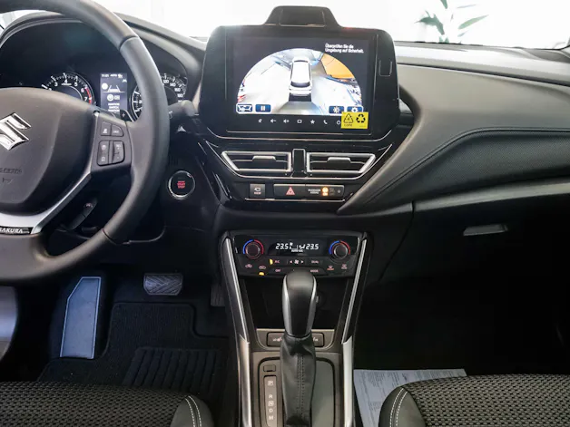 Suzuki S-Cross 1.4 T Sakura Top Hybrid 4x4