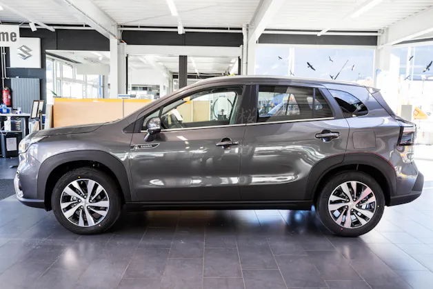 Suzuki S-Cross 1.4 T Sakura Top Hybrid 4x4