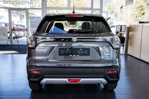 Suzuki S-Cross 1.4 T Sakura Top Hybrid 4x4