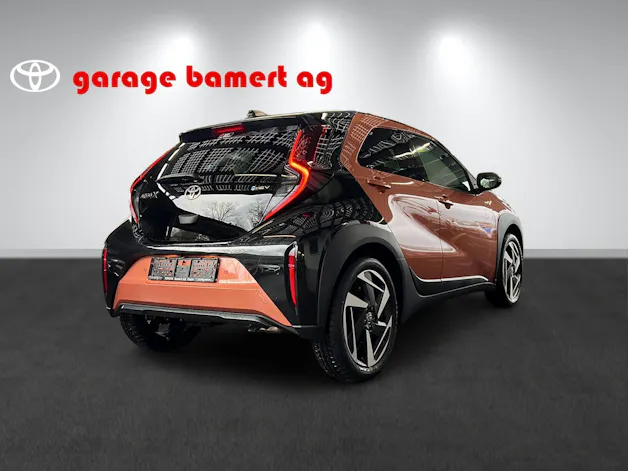 Toyota Aygo X 1.5 VVT-i HSD Style
