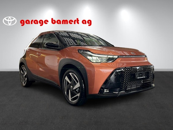 Vehicle image 2 Vehicle image 2