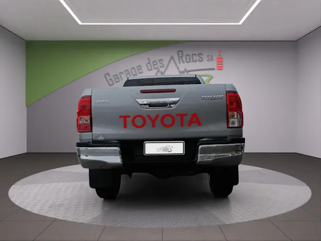 Toyota Hilux Double Cab.-Pick-up 2.8 D-4D 204 Style