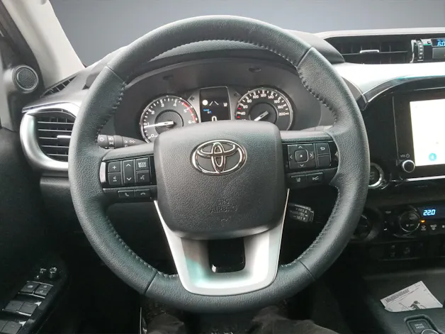 Toyota Hilux Double Cab.-Pick-up 2.8 D-4D 204 Style