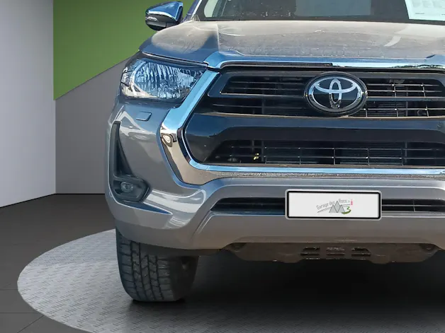 Toyota Hilux Double Cab.-Pick-up 2.8 D-4D 204 Style