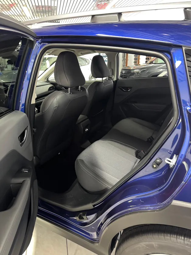 Subaru Crosstrek 2.0i e-Boxer Swiss Plus