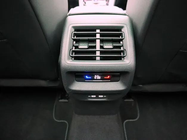 VW Tiguan 2.0 TSI DSG R-Line 4Motion