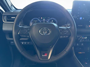https://vehicle.imgix.net/4187774/596c0261-a432-4910-ab52-3635b439f2f8.jpg