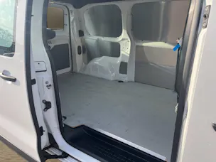 Opel Vivaro Cargo 3.1t M 2.0 CDTI 122 Enj