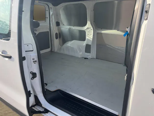 Opel Vivaro Cargo 3.1t M 2.0 CDTI 122 Enj