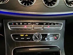 Mercedes-Benz E 400 Coupé AMG Line 4 Matic 9G-Tronic