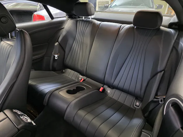 Mercedes-Benz E 400 Coupé AMG Line 4 Matic 9G-Tronic
