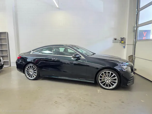 Mercedes-Benz E 400 Coupé AMG Line 4 Matic 9G-Tronic