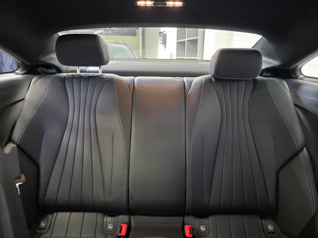 Mercedes-Benz E 400 Coupé AMG Line 4 Matic 9G-Tronic
