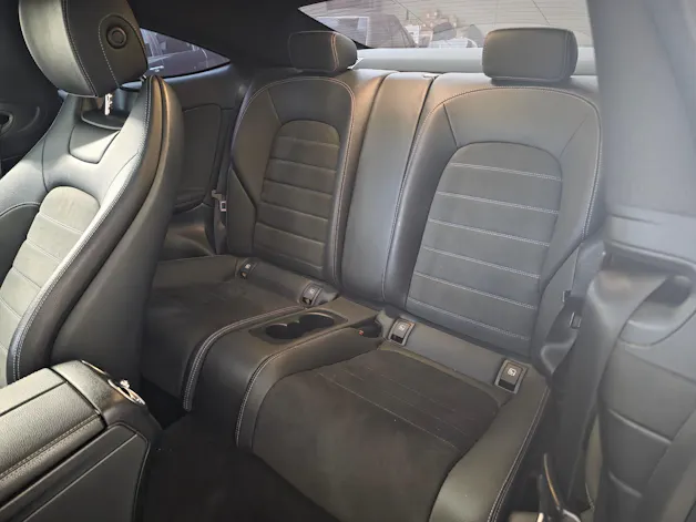 Mercedes-Benz C 220 d Coupé AMG Line 9G-Tronic