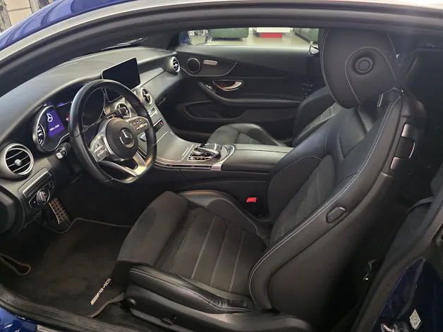 Mercedes-Benz C 220 d Coupé AMG Line 9G-Tronic