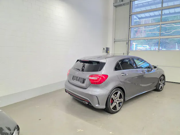 Mercedes-Benz A 250 AMG LINE Sport 4Matic 7G-DCT