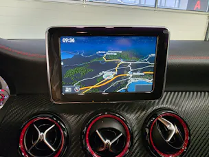 Mercedes-Benz A 250 AMG LINE Sport 4Matic 7G-DCT