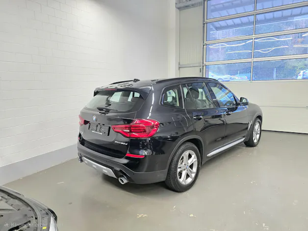 BMW X3 xDrive 20d Individual xLine Steptronic