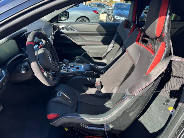 BMW M4 CSL Coupé