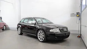 AUDI RS4 Avant quattro
