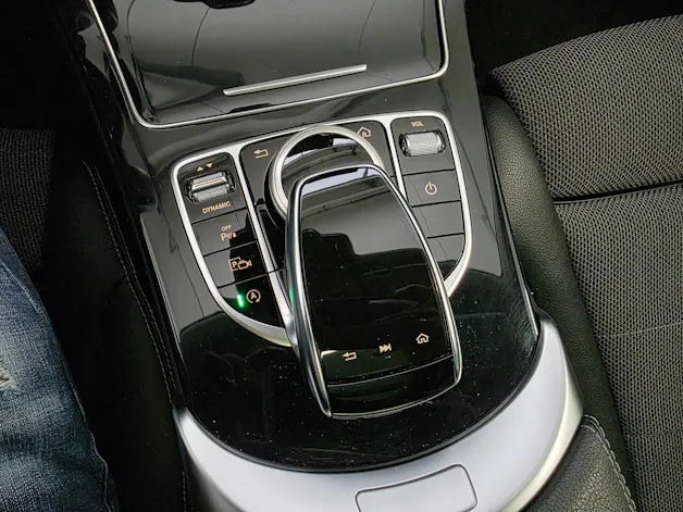 Mercedes-Benz C 180 Avantgarde 9G-Tronic