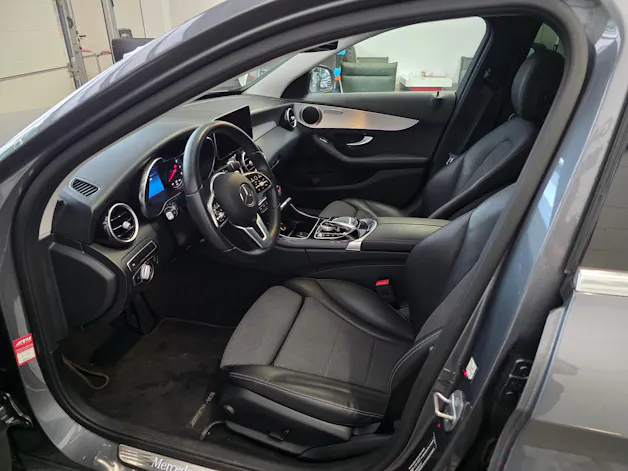 Mercedes-Benz C 180 Avantgarde 9G-Tronic