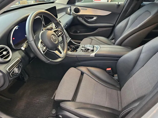 Mercedes-Benz C 300 d Avantgarde 9G-Tronic
