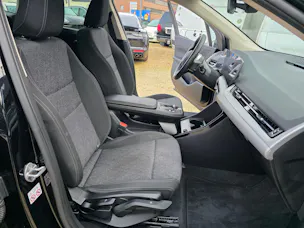 BMW 220i Active Tourer DKG