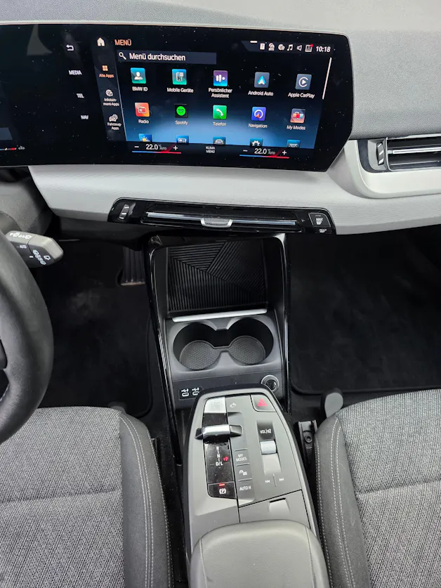BMW 220i Active Tourer DKG