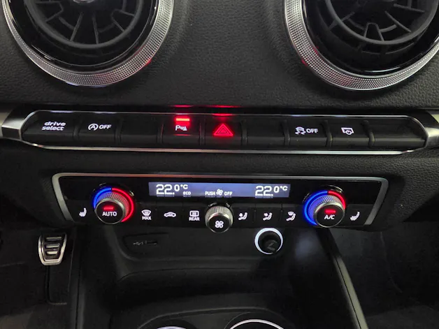 Audi A3 Sportback 35 TFSI S-Line Sportpaket